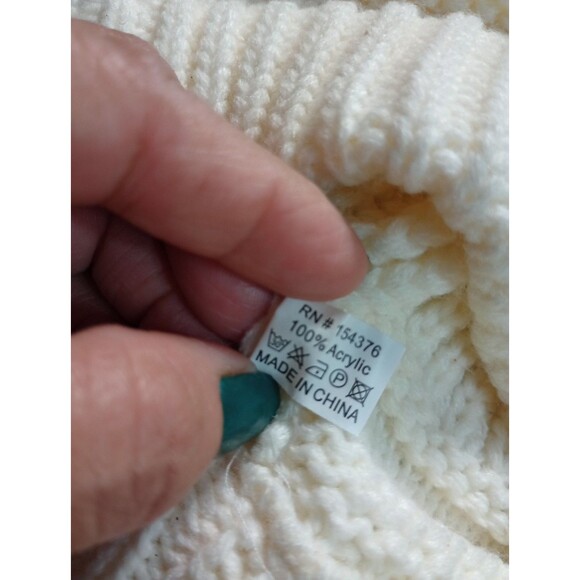 Lot 3 PCs Winter  Chunky Knit Fringe Ivory Scarf (Mixit) And Two  Beanie - Picture 6 of 8